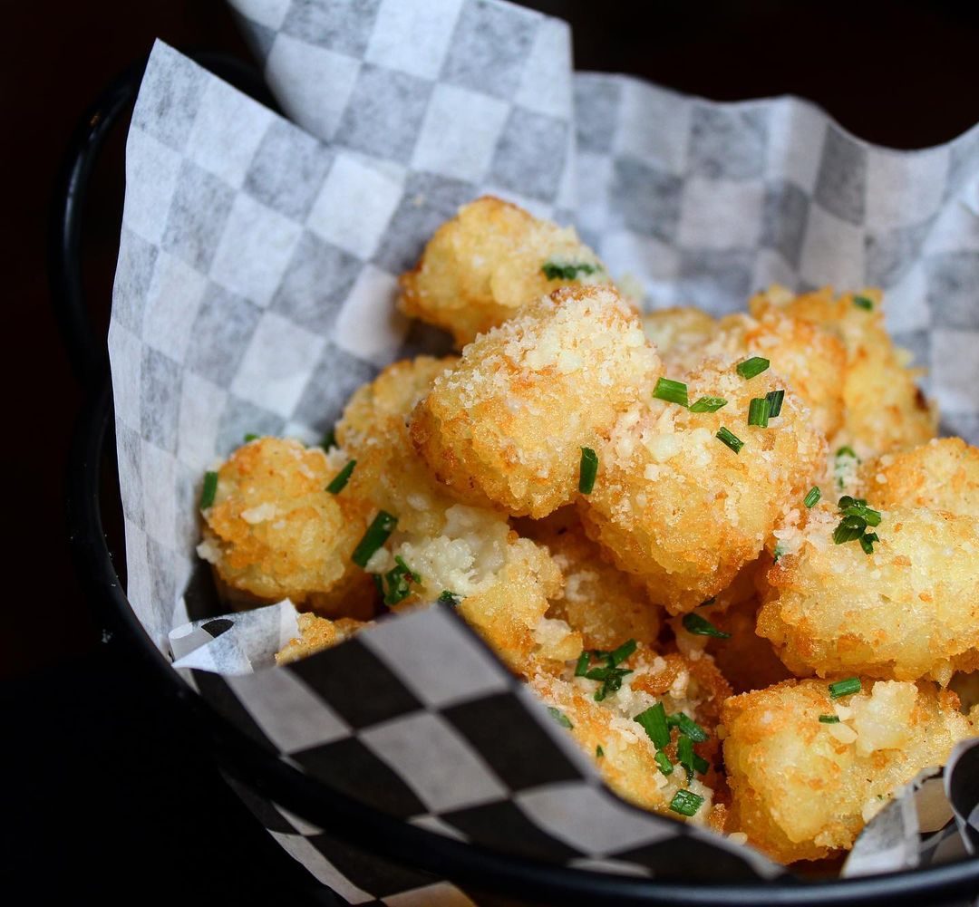 Late-Night Bites At Harvard Gardens! | Harvard Gardens | Restaurant & Bar in Boston, MA
