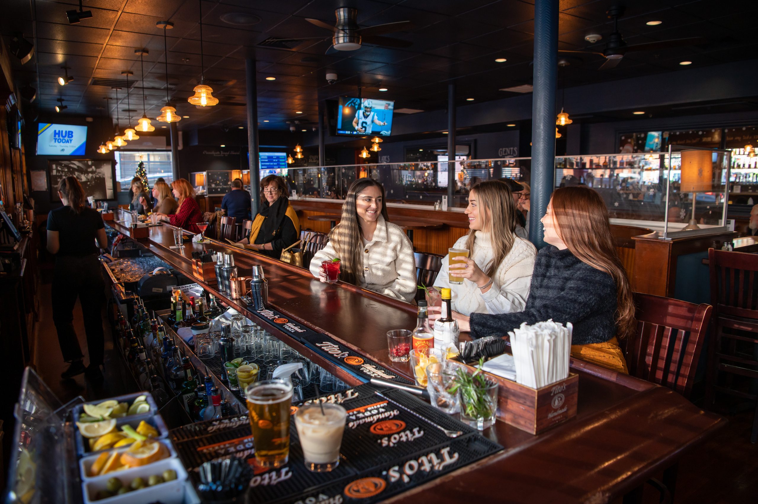 Where to Eat Before a TD Garden Event | Harvard Gardens | Restaurant & Bar in Boston, MA